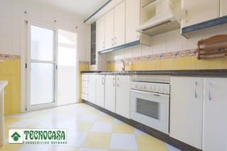 Pis a Adra. Piso en venta en adra