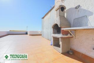 Casa aparellada a Adra. Casa en venta en adra