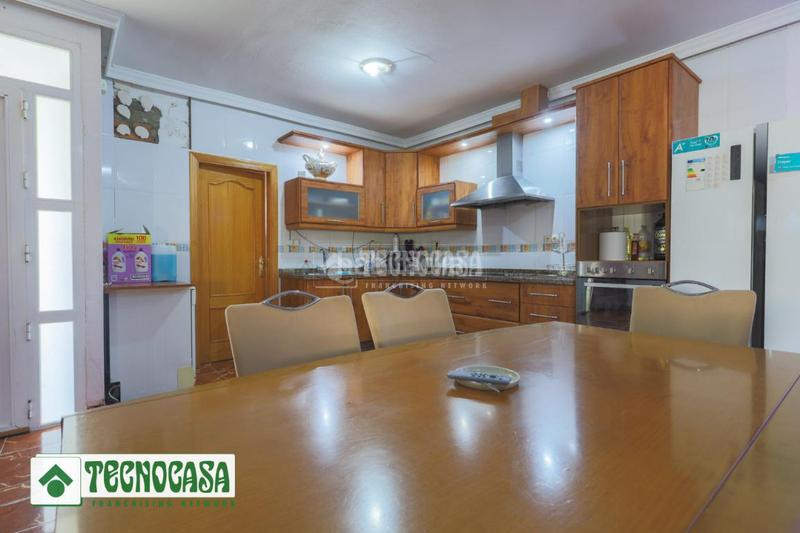 Foto e0f670c8-889d-4ea0-aec7-331c0d34ced9. Casa pareada casa en venta en Adra