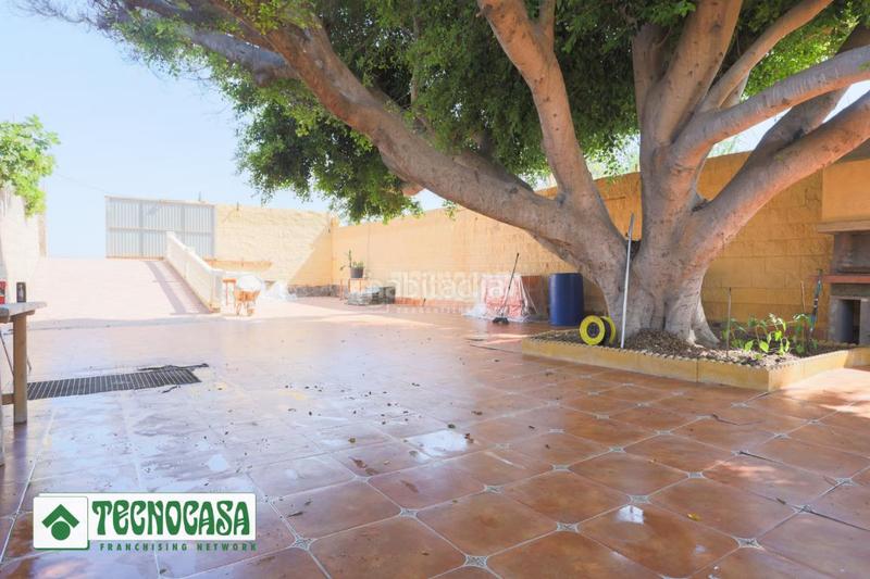Foto ffba185b-475f-4c62-ba86-a67a00f4315e. Casa pareada casa en venta en Adra
