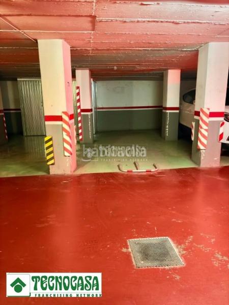 Foto 37b8b4e0-2278-42f4-9eb0-ad4da676c3e9. Parking coche boxplaza de garaje en venta en Adra