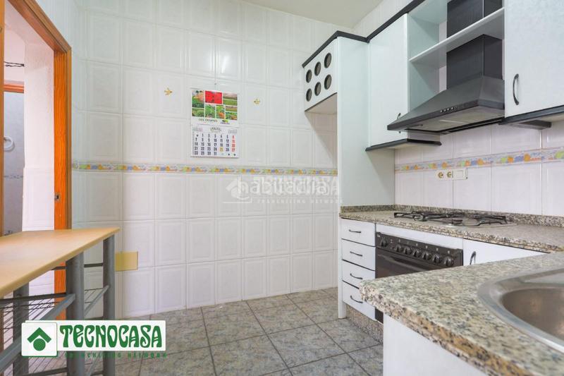 Foto 99a4594b-2c41-458f-93d9-131cf707f270. Casa pareada casa en venta en Adra