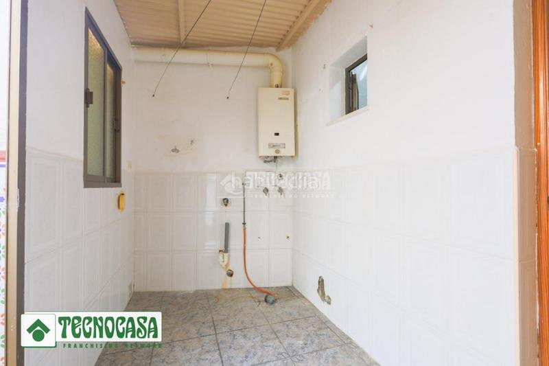 Foto b7422178-cf03-4f62-924a-1547ece33c1e. Casa pareada casa en venta en Adra