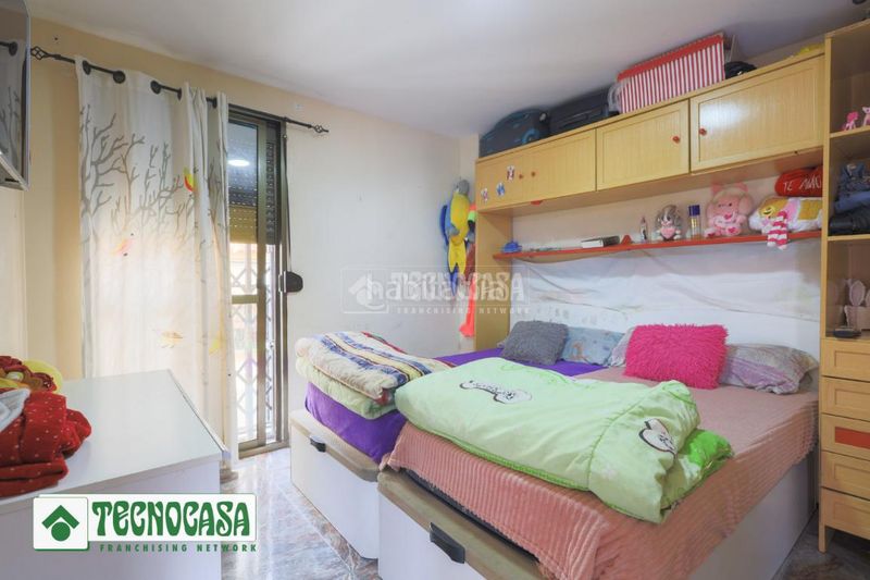 Foto b2b9b2ef-8ae6-40ae-9742-601813697a7a. Casa aparellada amb calefacció a Adra