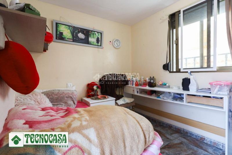 Foto cf06b04e-05d0-419a-a8a2-ce5631bbdc35. Casa aparellada amb calefacció a Adra