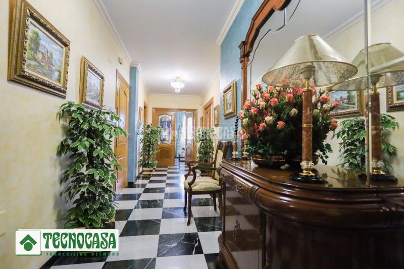 Foto abb2a76d-720d-4336-ba40-17310d86a0fd. Casa aparellada amb aparcament a Adra