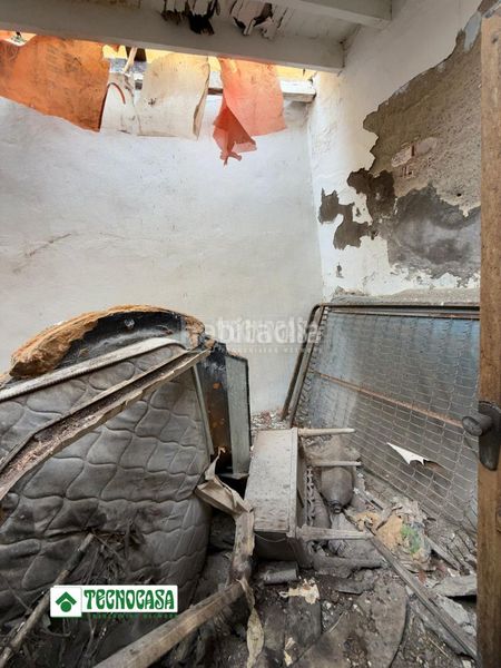 Foto 8c0bc497-5b2f-4624-a54b-17f024d9047e. Casa aparellada a Adra