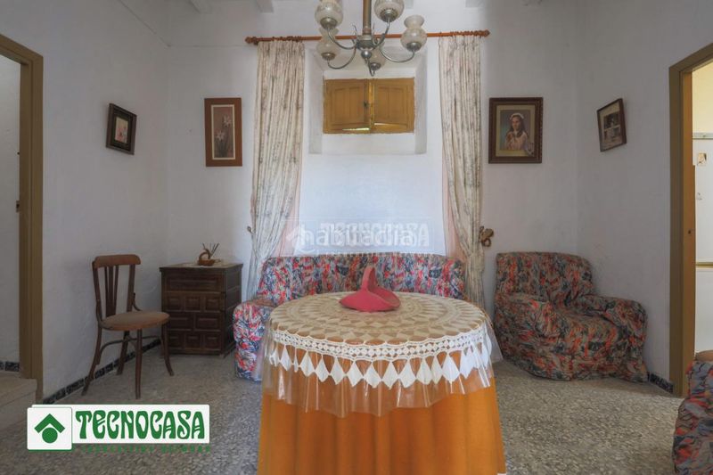 Foto 73e2d764-9e3f-4abf-9ab4-a3aca305e593. Casa aparellada a Adra