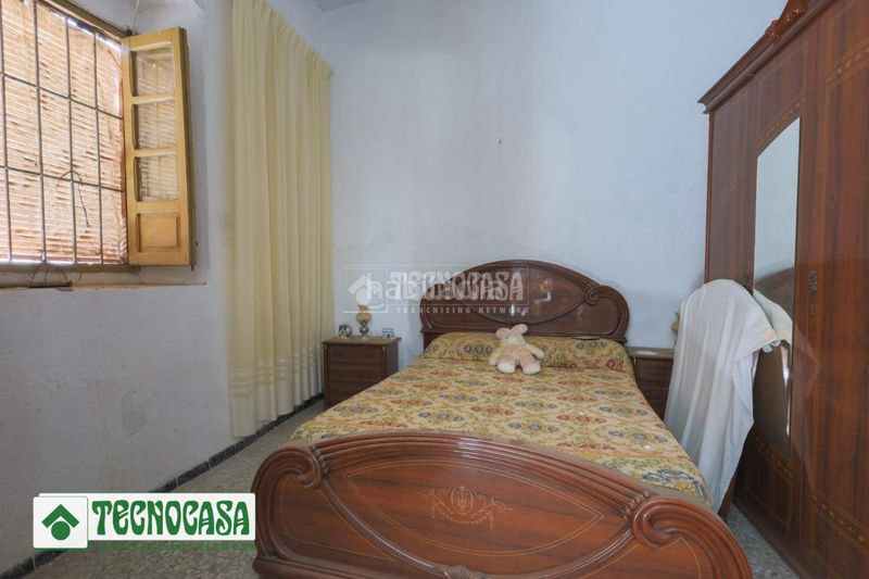 Foto abb39398-8456-4dc3-9e31-f33a830d0c30. Casa aparellada a Adra