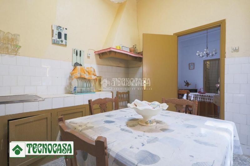 Foto d9bb719c-2afa-45aa-8fa0-f154a2773f81. Casa aparellada a Adra