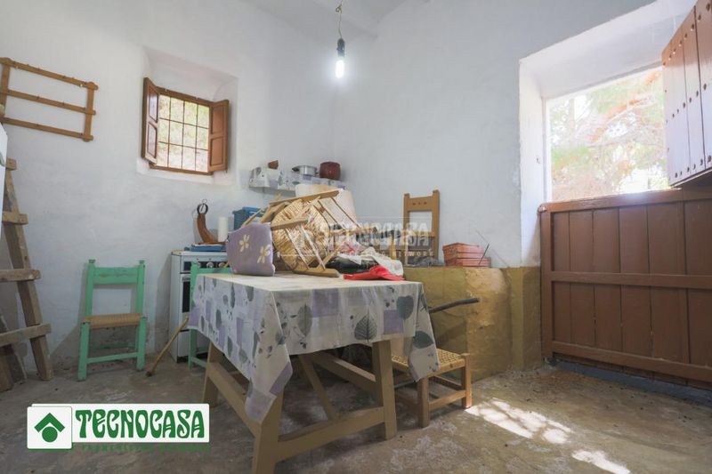 Foto f6f65493-b98d-4e1d-a56c-05753270ac03. Casa aparellada a Adra
