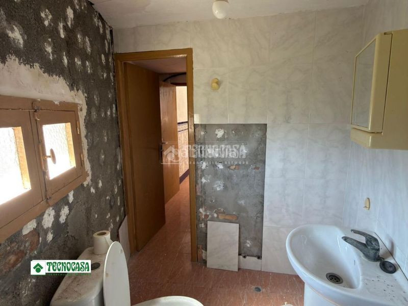 Foto b7e5a039-8f0f-443d-b176-56f9c51de0cd. Masia a Berja