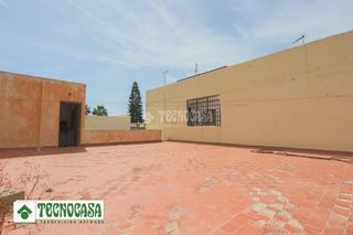 Doppelhaus in Adra. Casa en venta en adra