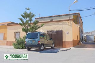Doppelhaus in Adra. Casa en venta en adra