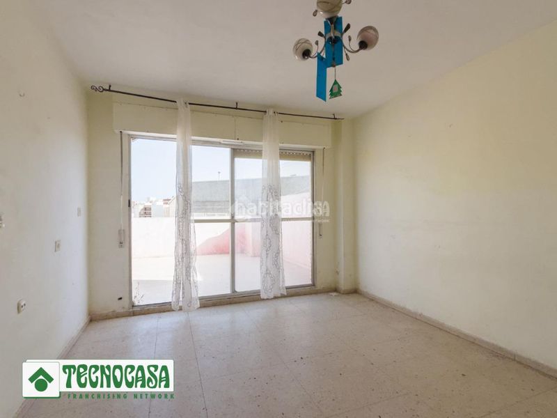 Foto 8e5fd381-4177-45ee-bda3-a9aa24c9eede. Pis a Adra