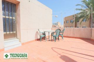 Casa bifamiliare in Adra. Casa en venta en adra