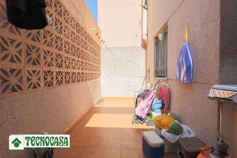 Foto 44849ed8-9741-4287-82a3-035ef039c51b. Casa aparellada a Adra