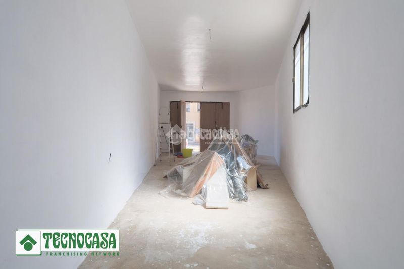 Foto aa1fb5ec-34fd-4299-8169-80f6a61e755d. Casa aparellada a Adra