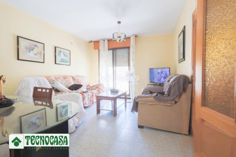 Foto fa5087e3-55e5-4ab8-ac10-d6e39cf5c586. Casa aparellada a Adra