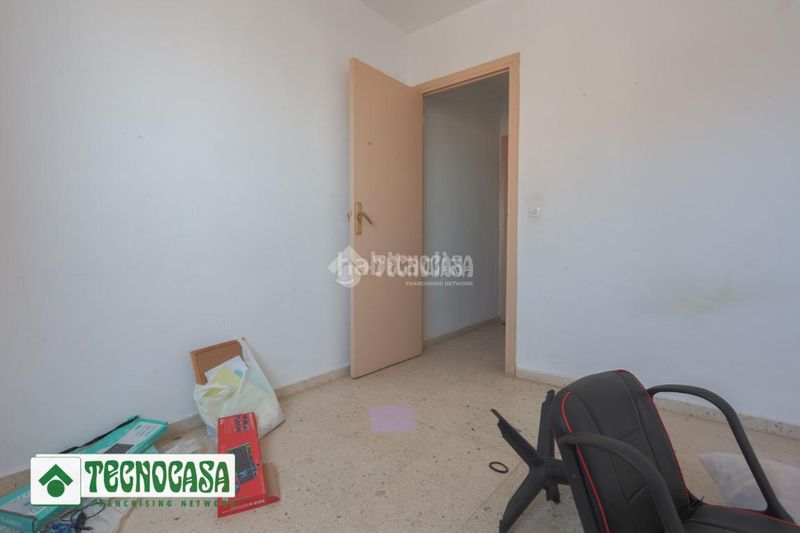 Foto 49006ea8-6888-41d4-b63f-108655f2803d. Casa aparellada a Adra
