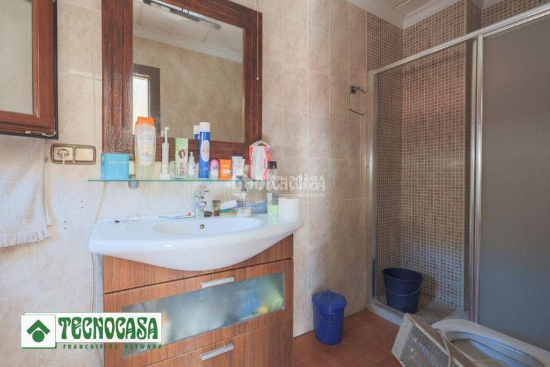 Foto 76b70244-0fb3-4ae9-a3a6-f47b927e22d4. Casa amb calefacció a Adra