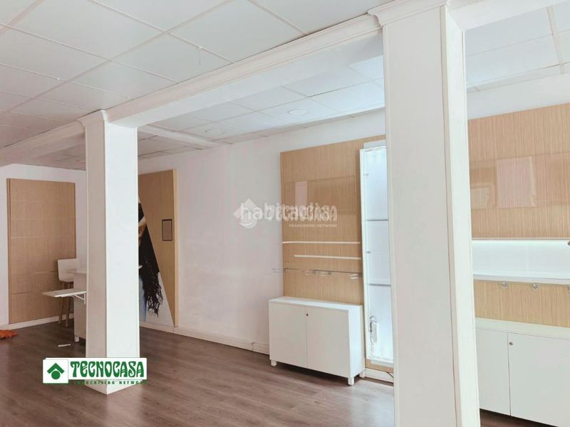 Foto 09948a8e-f116-48ac-987f-a11caaa86d19. Lloguer local comercial a Adra