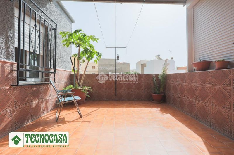 Foto 742ca33c-0d0e-46c0-bc09-9847e5717b34. Casa a Adra
