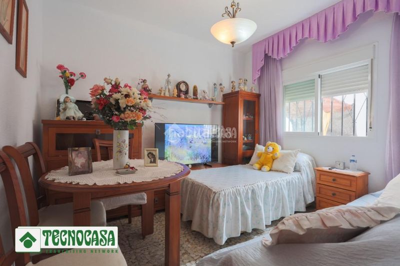 Foto e73b48bd-34f1-4a57-bb1d-76a0d86bcbe2. Casa a Adra
