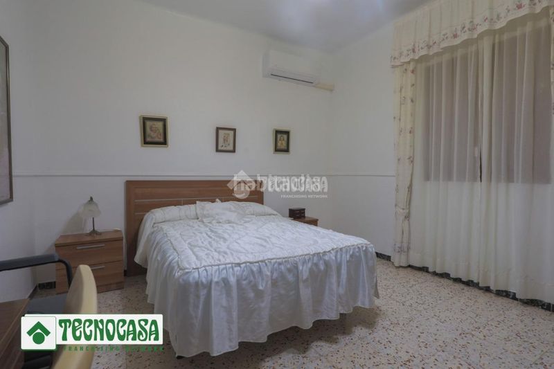 Foto 0860bedb-4185-4b15-b59a-836f17d7c81f. Casa aparellada a Adra