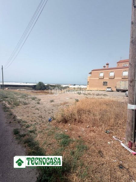 Foto 230e76f4-5fbf-48fd-9cdc-7ccb7bdb7679. Terreny residencial a Adra