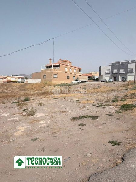 Foto 4932f686-d7a3-4d9b-ac00-7115319812c7. Terreny residencial a Adra
