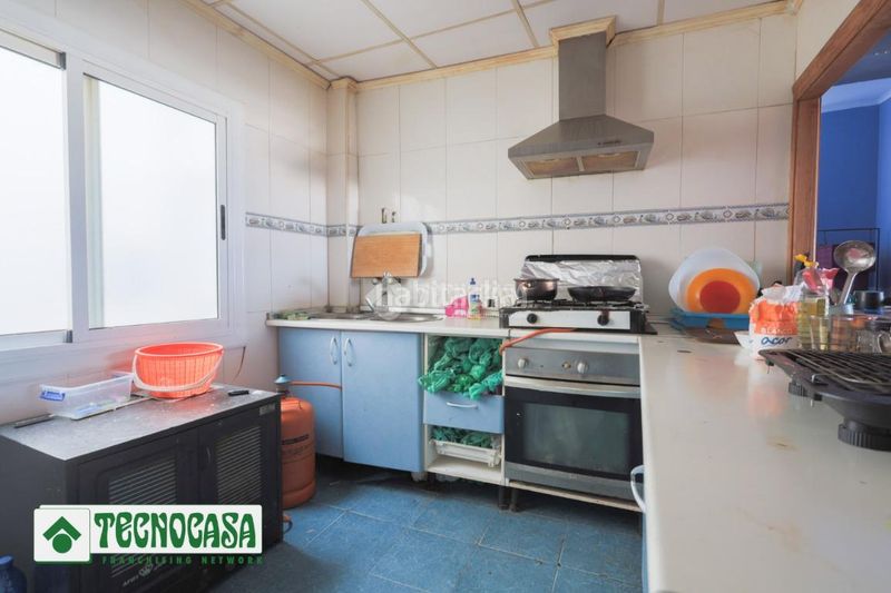 Foto c68bfbc9-80f1-4872-b17f-eeb3d5dfc495. Pis a Adra