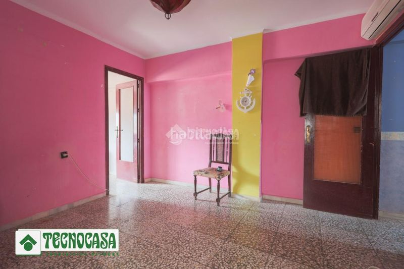 Foto e4c645d0-aeed-4eea-9842-d2ac38b2d1fe. Pis a Adra