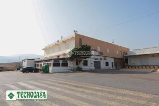 Business premise in Adra. Traspaso en venta en adra