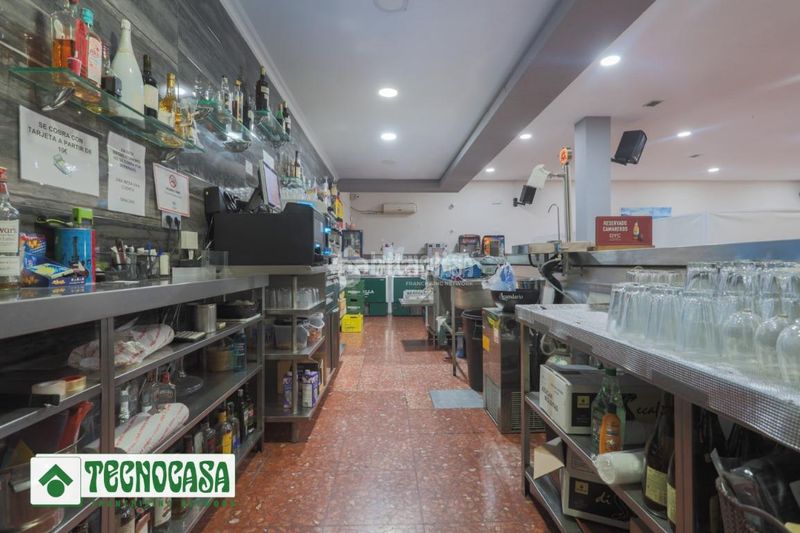 Foto 3a24f115-e9f4-4c39-80ad-193b9368d6cb. Local comercial traspaso en venta en Adra