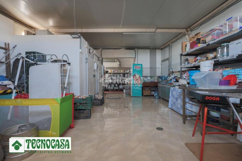 Foto 4b017ce2-9c28-431f-ae42-a09fb393685c. Local comercial traspaso en venta en Adra