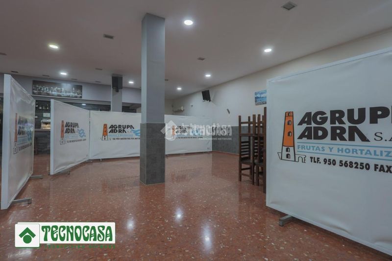 Foto c0ad6557-d1ed-41c3-9464-333fd5829523. Local comercial traspaso en venta en Adra