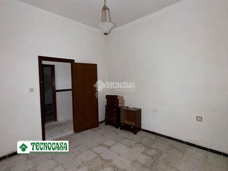 Foto 10d83dcf-c9cc-4056-b746-27b3bccfd38d. Casa aparellada a Adra