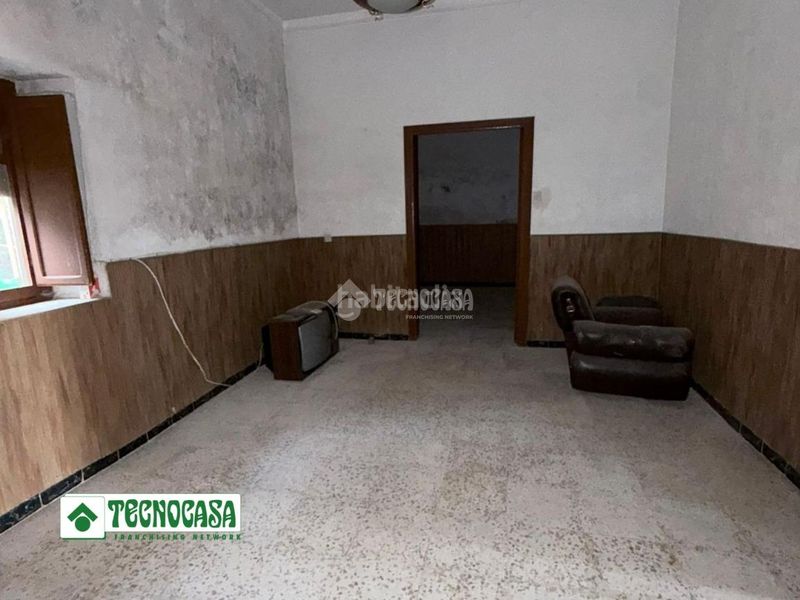 Foto 50c75467-b7a6-4278-9039-a44b4ae8c61c. Casa aparellada a Adra