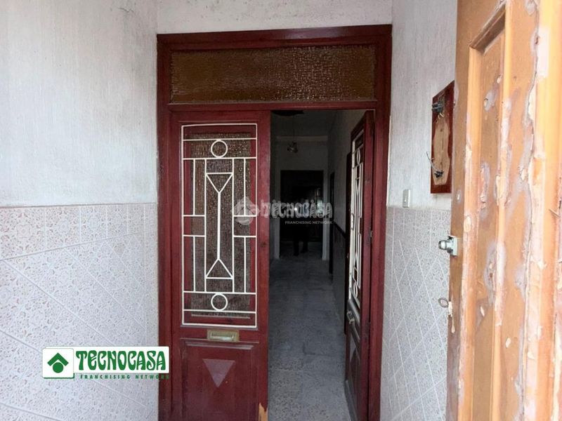 Foto 5837ec08-4b49-457b-90e6-49001419762f. Casa aparellada a Adra