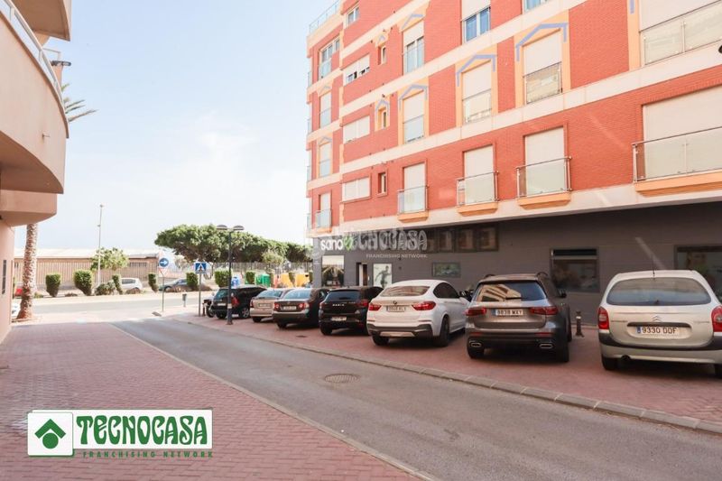 Foto e272353f-3047-4458-b139-819ac37fa3a5. Pis a Adra