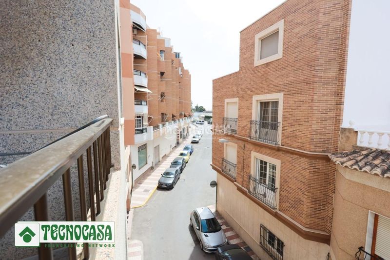 Foto 079ee108-dba8-4218-892a-fc835c48d10a. Pis a Adra