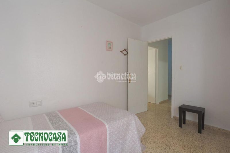 Foto 41f1332f-ff52-4b51-81ca-06fd2e8e74d8. Pis a Adra