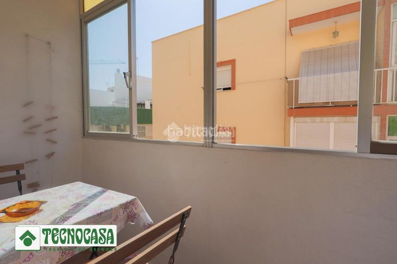 Foto 5b316a1e-cc8f-4339-b6b1-b279376a9347. Pis a Adra
