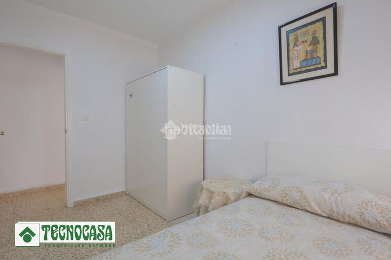 Foto ac8faeb1-1118-496b-9ed9-3ff112425dcc. Pis a Adra