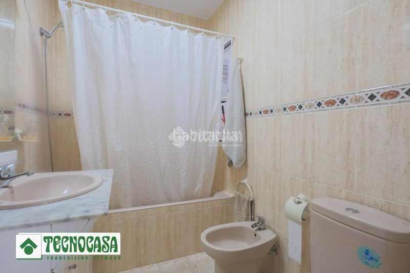 Foto c2e7007f-4af6-421c-a7b3-dfd13929010c. Pis a Adra
