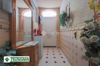 Towny house in Adra. Casa en venta en adra