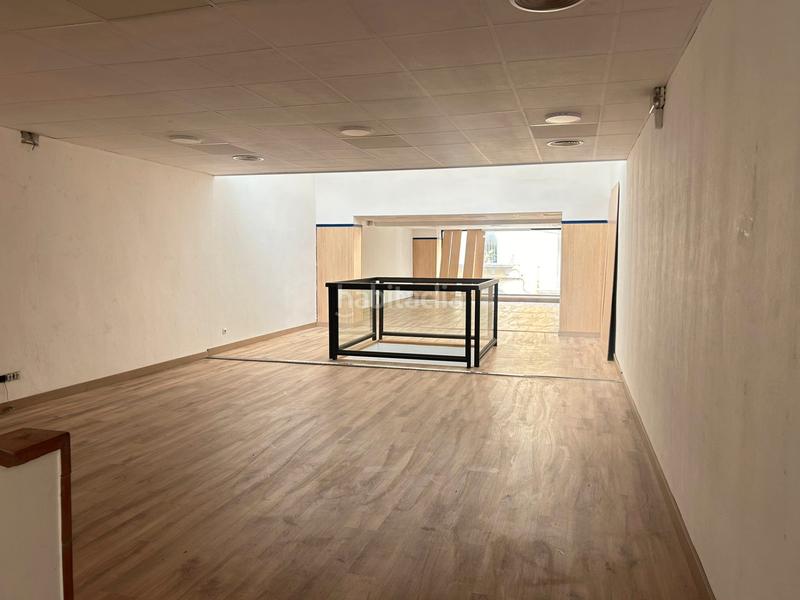 Foto e1446036-9451-4927-b34e-49ac316516a8. Alquiler local comercial en carrer lasauca 17 amplio local comercial en alquiler en Figueres