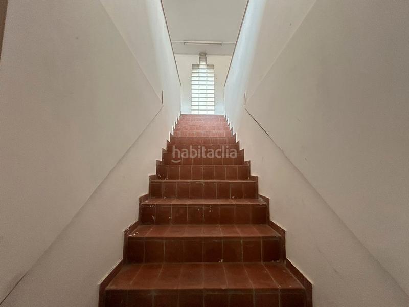 Foto e3587632-04d7-493b-bbd5-e2b854dddcc2. Alquiler local comercial en carrer lasauca 17 amplio local comercial en alquiler en Figueres