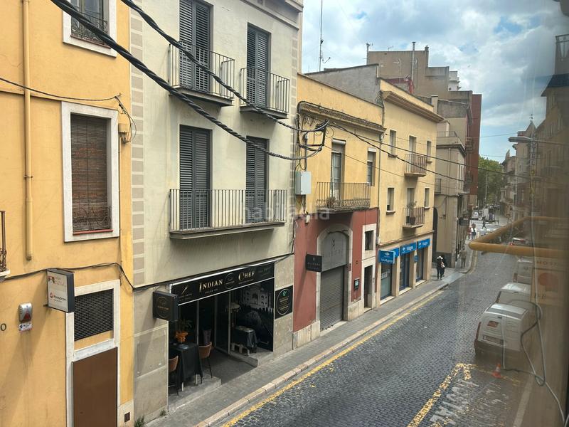 Foto a50e84c1-6d96-48b4-ae48-f8b7054a112c. Lloguer local comercial a carrer lasauca 17 a Centre Figueres